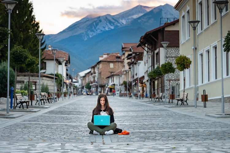 Digital Nomad Woman