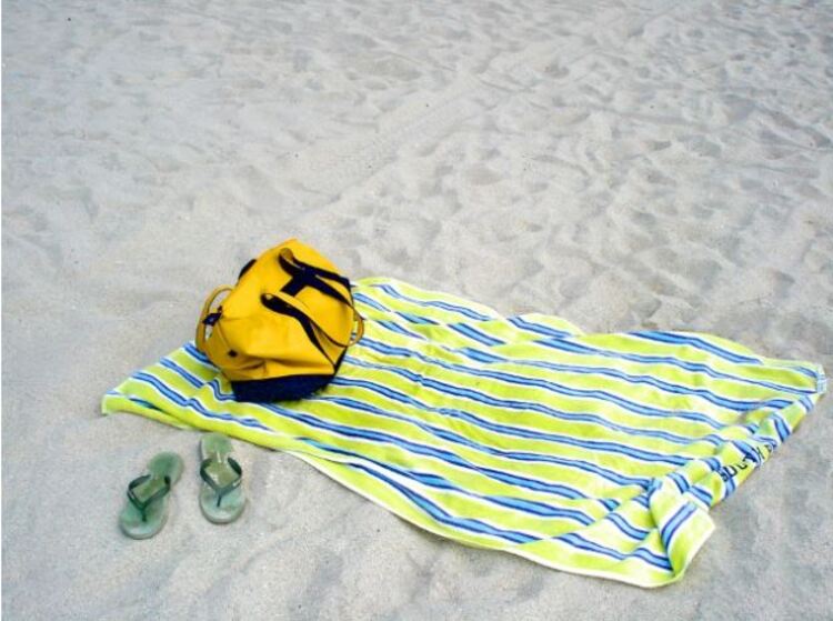 Women’s Packing List - 7 Items To Not Miss For Your Beach Vacation