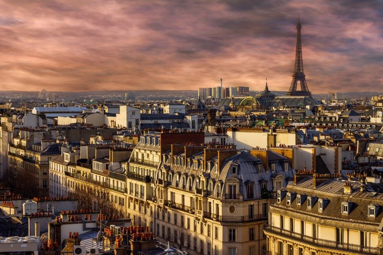7 Best Health Insurance Options for Expats in France