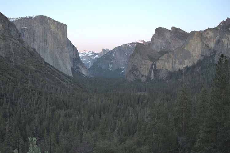 Tunnel View