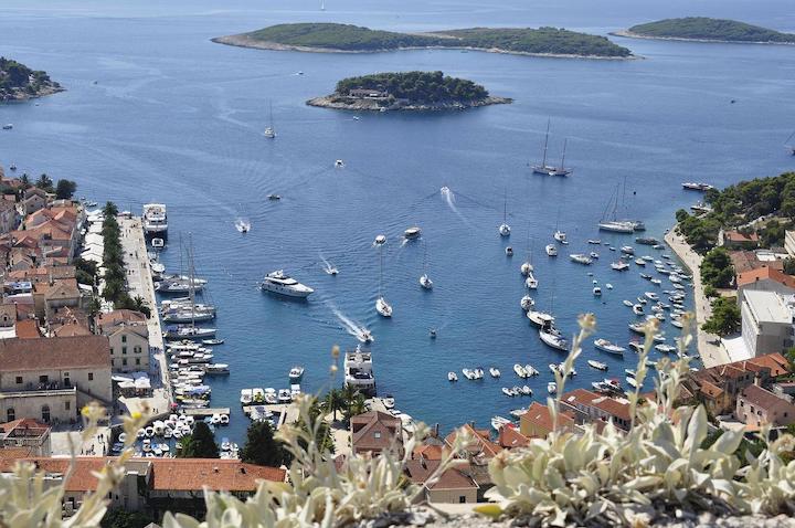 Expat Hvar - Croatia