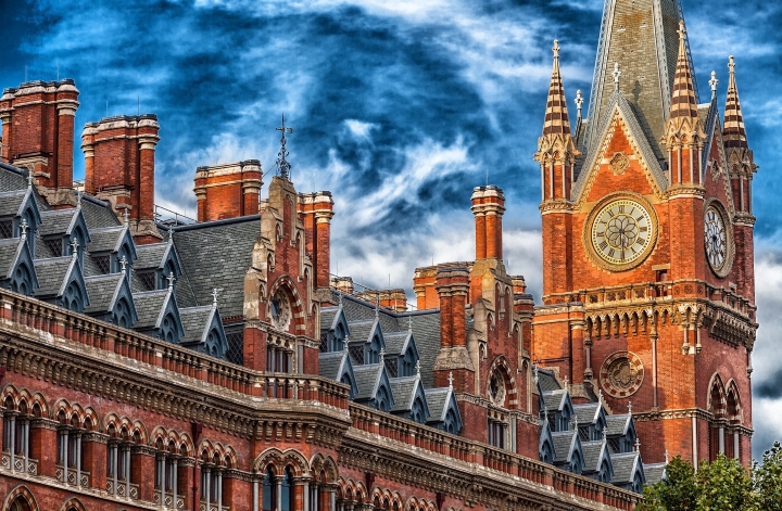 7 Best International Health Insurance for Students in UK