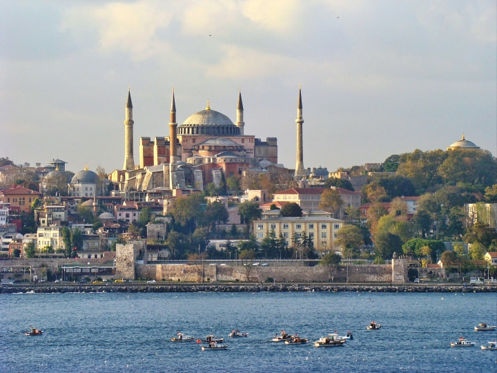 6 Top Istanbul's Cultural Gems: Exploring the City's Best Attractions