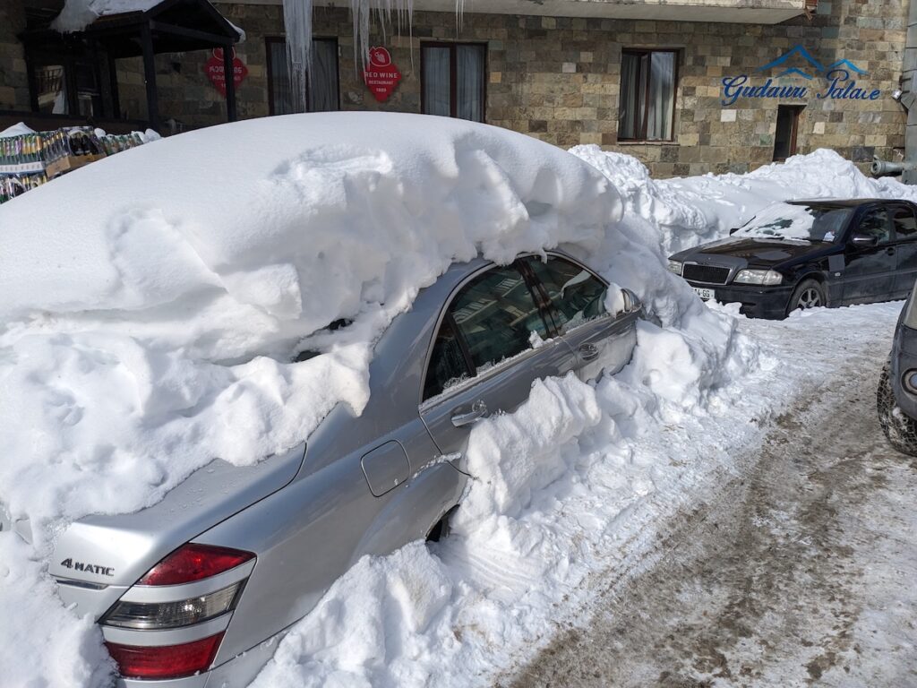 Snow Gudauri